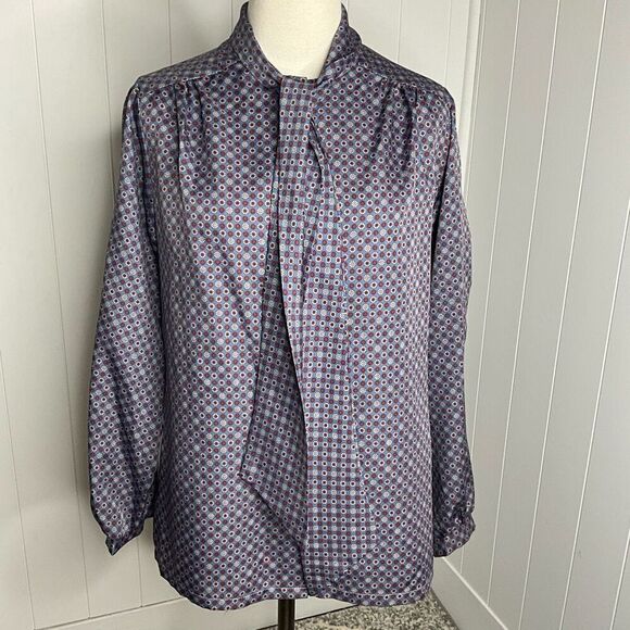 Vintage Lady Holiday Womens Medium Tie Neck Button Front Blouse Blue Floral - Picture 1 of 14